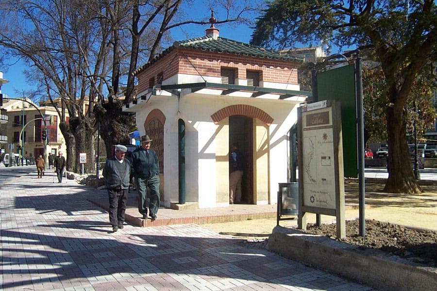 Paseo de los Álamos