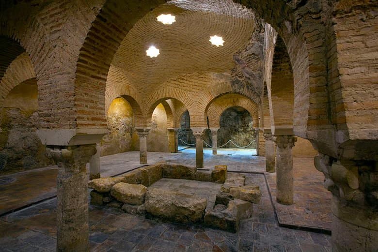 Baños Árabes y Palacio de Villardompardo
