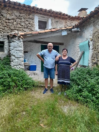 Los Centenares