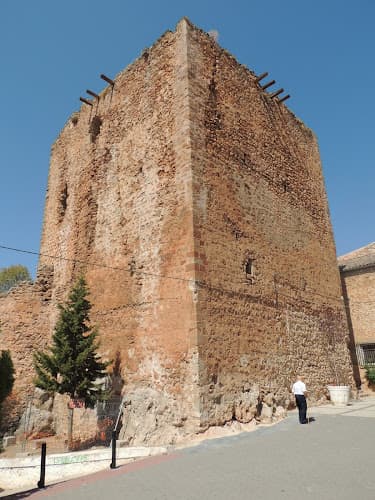 Martos