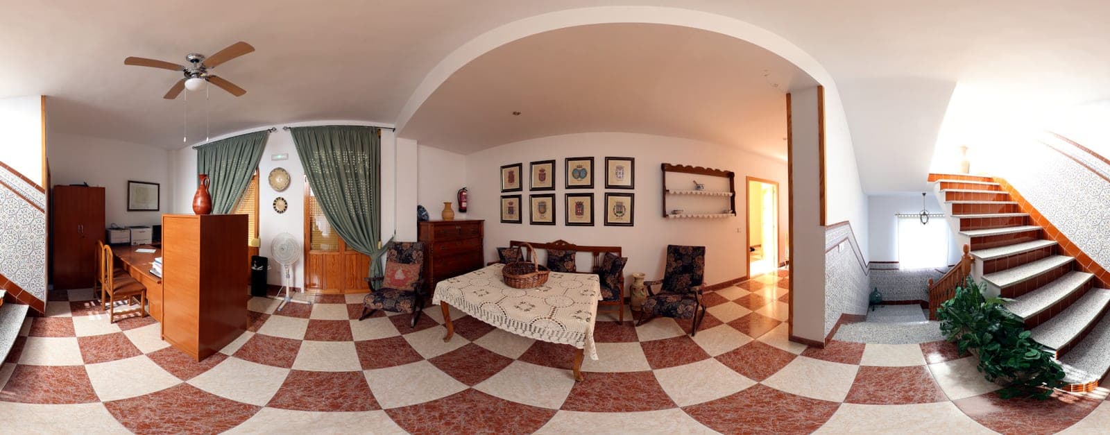 Hostal- Restaurante "El Paraíso de Mágina"