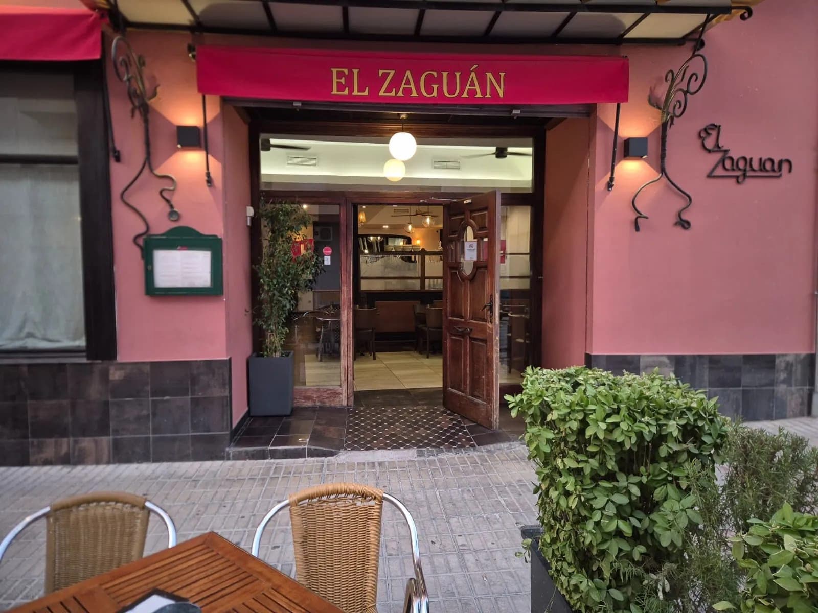 Bar -restaurante El Zaguán