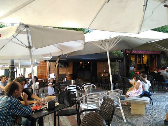 Bar La Plaza