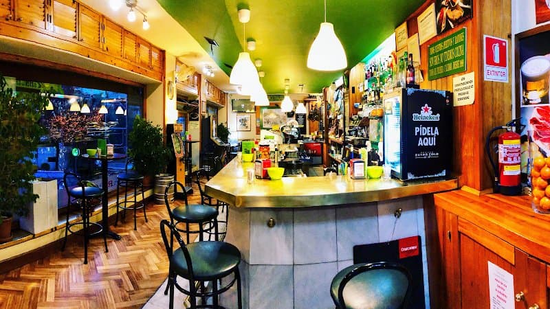 Cafeteria-Bar "Rojas"