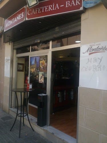 Cruzcampo Café Bar Montañés