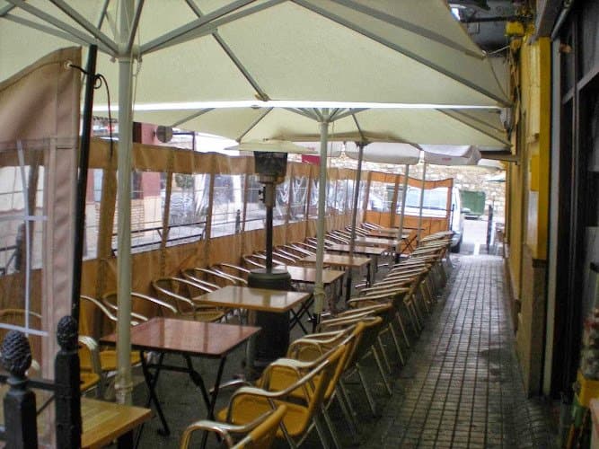 Taberna Bar El Yelmo